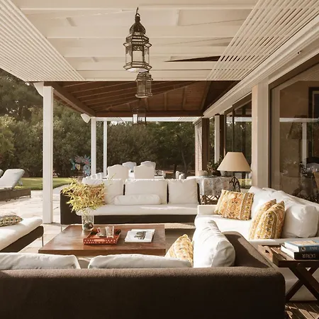 Private Coastal In Villa