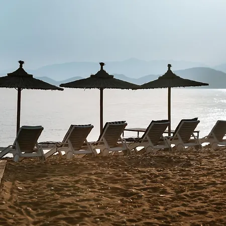 Private Coastal In Villa *